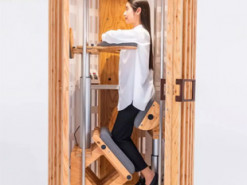 Японський технологічний стартап сконструював унікальну капсулу для сну стоячи