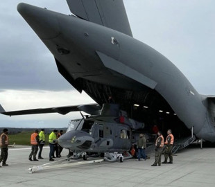 Чехія отримала ще два військові вертольоти зі США на заміну радянським Мі