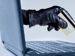 В Харькове группировка занималась кражами с кредитных онлайн серверов