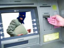 На чиї плечі лягає відповідальність за крадіжку грошей з банківської карти