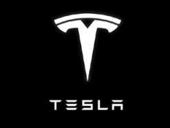 Tesla нарощує темпи випуску: 8000 автівок за тиждень не межа
