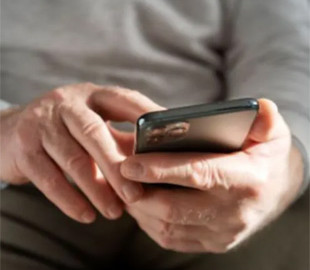 З 2027 року в ЄС усі смартфони матимуть замінні батареї та зарядку USB-C