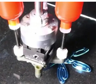 Для різних застосувань. Нова технологія 3D-друку дозволяє м’яким роботам згинатися й крутитися