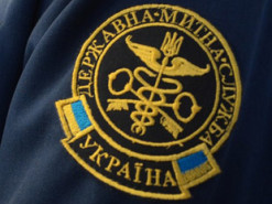 Одесский таможенник осужден за кражу партии мобильных телефонов