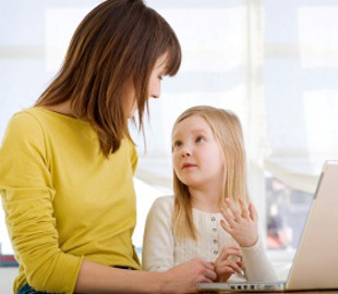 Омбудсмен Кулеба розповів батькам, як можна захистити дітей в інтернеті від сексуального насильства