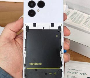 Їх небагато, але вони є: 5 нових Android-смартфонів зі знімними батареями