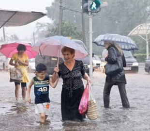Украинцы смеются над удачной фотожабой на тему дождливой погоды