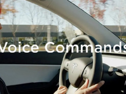 Tesla планує запустити власного голосового помічника для керування системами електромобілів