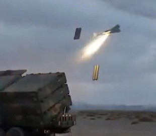 Китай показав залповий запуск копій "Шахеда": що відомо про нові дрони