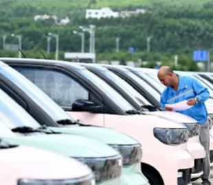 Продажи автомобилей на новых источниках энергии в Китае взлетели до рекордного максимума c начала года