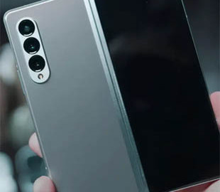 Samsung намагається позбутися величезних запасів смартфонів