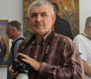 Поліція Івано-Франківська встановила особу нападника на фотокореспондента Укрінформу