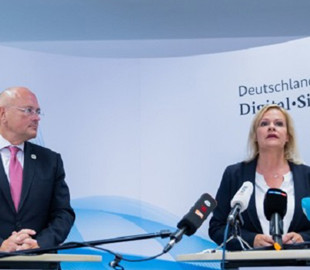 Главу кібервідомства Німеччини планують усунути через побоювання зв’язків з РФ - ЗМІ