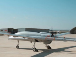 Bayraktar TB3 вперше здійснив зліт та посадку на кораблі