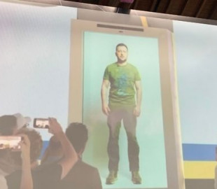 Зеленський у вигляді голограми запропонував технологічним компаніям надати Україні «цифровий ленд-ліз»