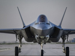 Канада внесла передоплату за 14 винищувачів F-35 попри напруження зі США - CBC News