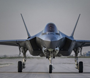 Канада внесла передоплату за 14 винищувачів F-35 попри напруження зі США - CBC News