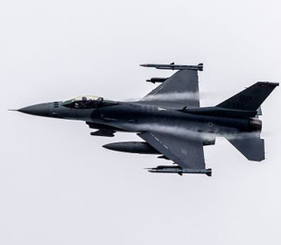 Турецькі F-16 цілодобово охоронятимуть небо країн-сусідів Росії