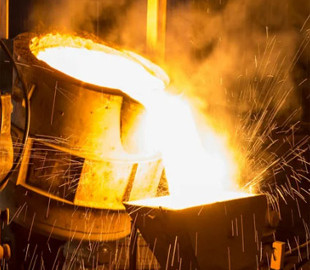 Міцніші на 15%. Штучний інтелект допоміг створити надійні залізні сплави із металобрухту