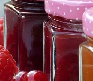 Лікар назвала продукти, заборонені при хворобах серця