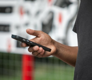 Японські компанії розробляють модель ШІ для боротьби з дезінформацією в інтернеті