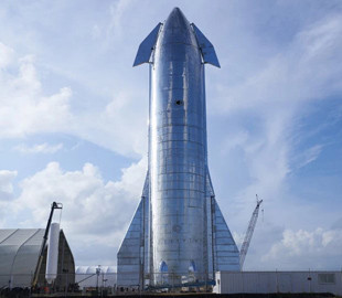 SpaceX готує міжпланетний корабель Starship до першого тестового польоту