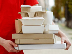 У Хмельницькому чоловік, підробляючи квитанції, ошукав службу доставки їжі на 287 тисяч гривень