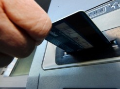 Злоумышленники выудили через Google Play пароли от "мобильного банкинга" украинцев 