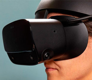 Владельцев VR-гарнитур Oculus обяжут завести аккаунт в Facebook