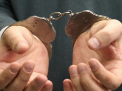 В Києві засудили 69-річного чоловіка, який розбещував хлопчика в громадському транспорті