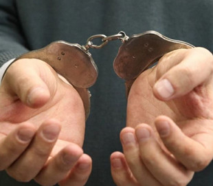 В Києві засудили 69-річного чоловіка, який розбещував хлопчика в громадському транспорті