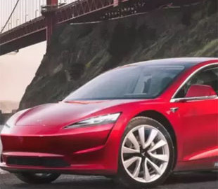 Дешевой Tesla не будет: у Маска слишком много других дел