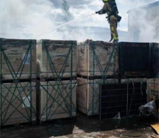 У Рівному під час пожежі на підприємстві згоріли 300 сонячних панелей