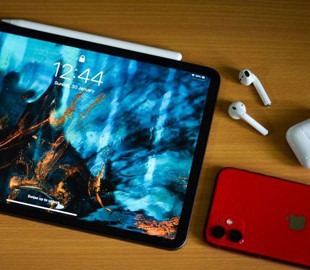Не лише новий iPhone: Apple готує AirPods 5 і перший OLED iPad mini
