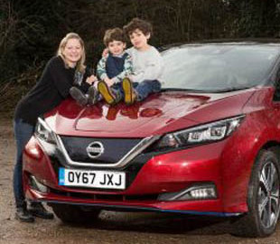 Исследование: дети все чаще уговаривают родителей покупать электромобили