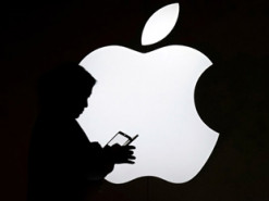 Apple рассматривает возможность выхода на рынок браслетов для фитнеса