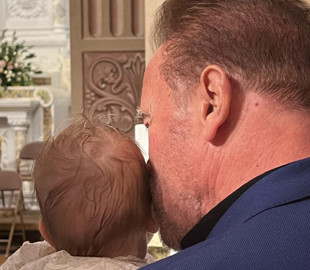 Дочка Арнольда Шварценеггера показала його миле фото із маленькою онукою