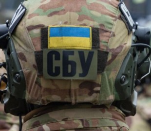 СБУ схопила поліцейського, який “зливав” спецслужбам РФ таємну інформацію про МВС та ЗСУ