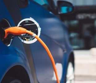 Производство батарей для электромобилей с зарядкой за 5 минут начнется в 2024 году