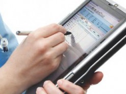 Як та коли запускатимуть електронні медкартки: пояснення МОЗ