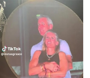 "Камера поцілунків" викрила службовий роман CEO IT-гіганта на концерті Coldplay