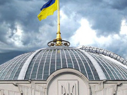 ФОПи вийшли під Раду з протестами через “касові апарати у смартфоні”