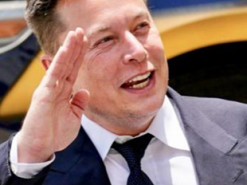 Ілон Маск прокоментував ситуацію з автопілотом Tesla після смертельної аварії у США