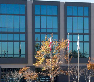 Акционеры Tower Semiconductor одобрили поглощение компанией Intel