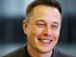 Илон Маск построит под Берлином крупнейшую в мире фабрику батарей для электромобилей