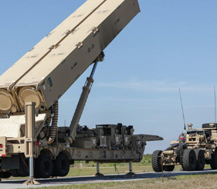 США хочуть розгорнути ракети Dark Eagle, щоб наздогнати російські "Циркони" та "Кинджали"