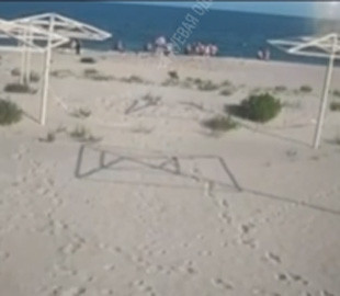 Вибух міни на курорті під Одесою та загибель людей потрапила на відео