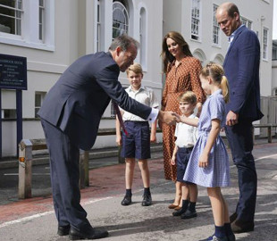 Цей день настав: радісні Кейт та Вільям відвели трьох дітей до нової школи
