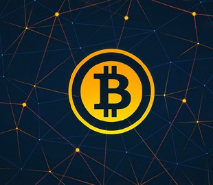 На биржах рассказали, почему рухнул курс биткоина