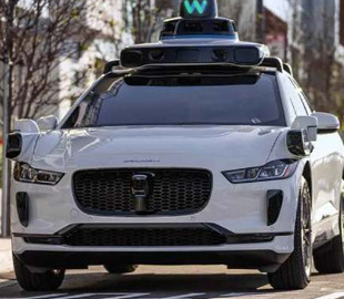 Waymo має намір запустити сервіс роботаксі в Лос-Анджелесі